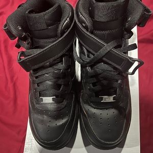 Nike Air Force 1 Mid Size 10 Mens